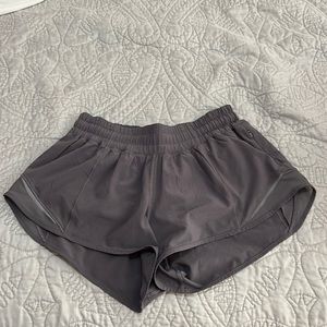 Lululemon Hotty Hot Low Rise 2.5 Inch Short Dark Grey